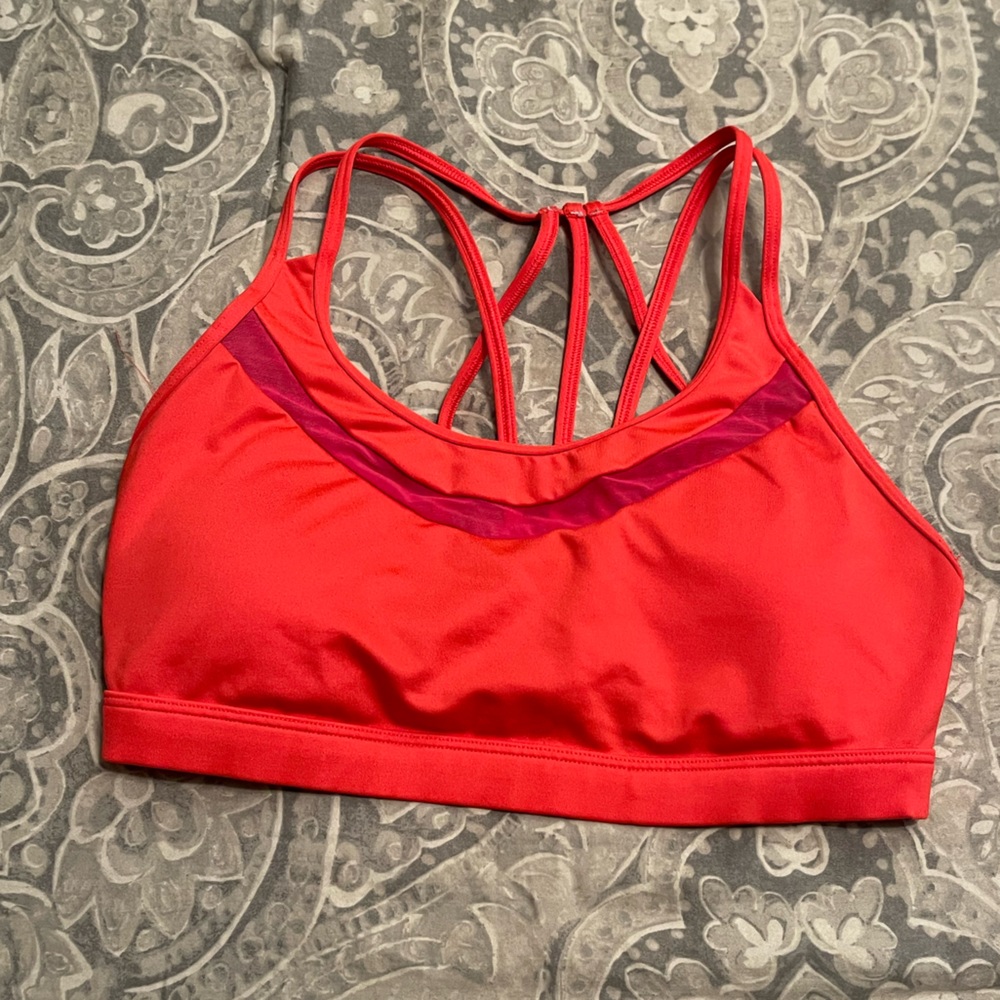 Victoria’s Secret Pink sports bra